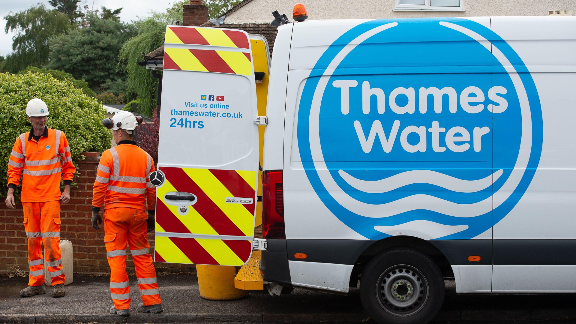 Thames Water future in doubt as big investor pulls out of rescue deal…