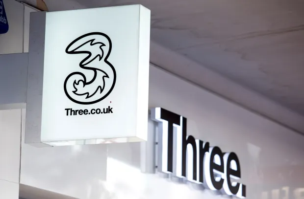 Three Mobile network down with customers unable to make or receive calls…