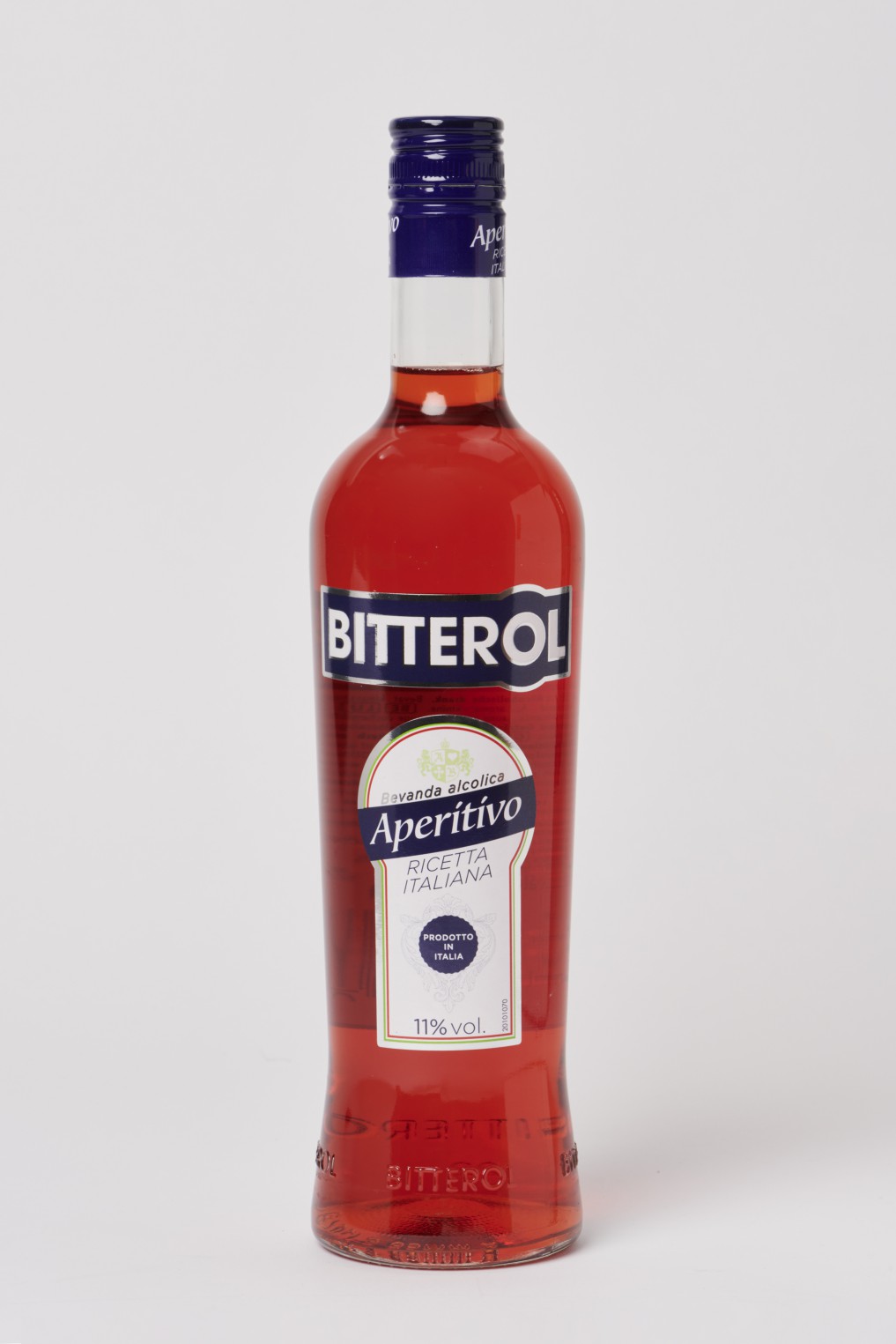 Copyright STEWART WILLIAMS 07956 568150 THE SUN SUN FEATURES. Aperol Dupes Taste Test. Lynsey Hope puts Aperol dupes to the test. 22/5/25 Lidl Bitterol Aperitivo.....