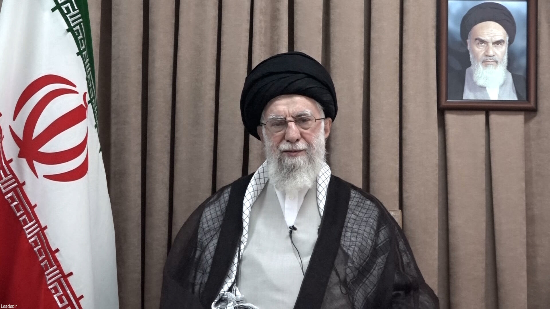 Ayatollah Ali Khamenei giving a televised speech.
