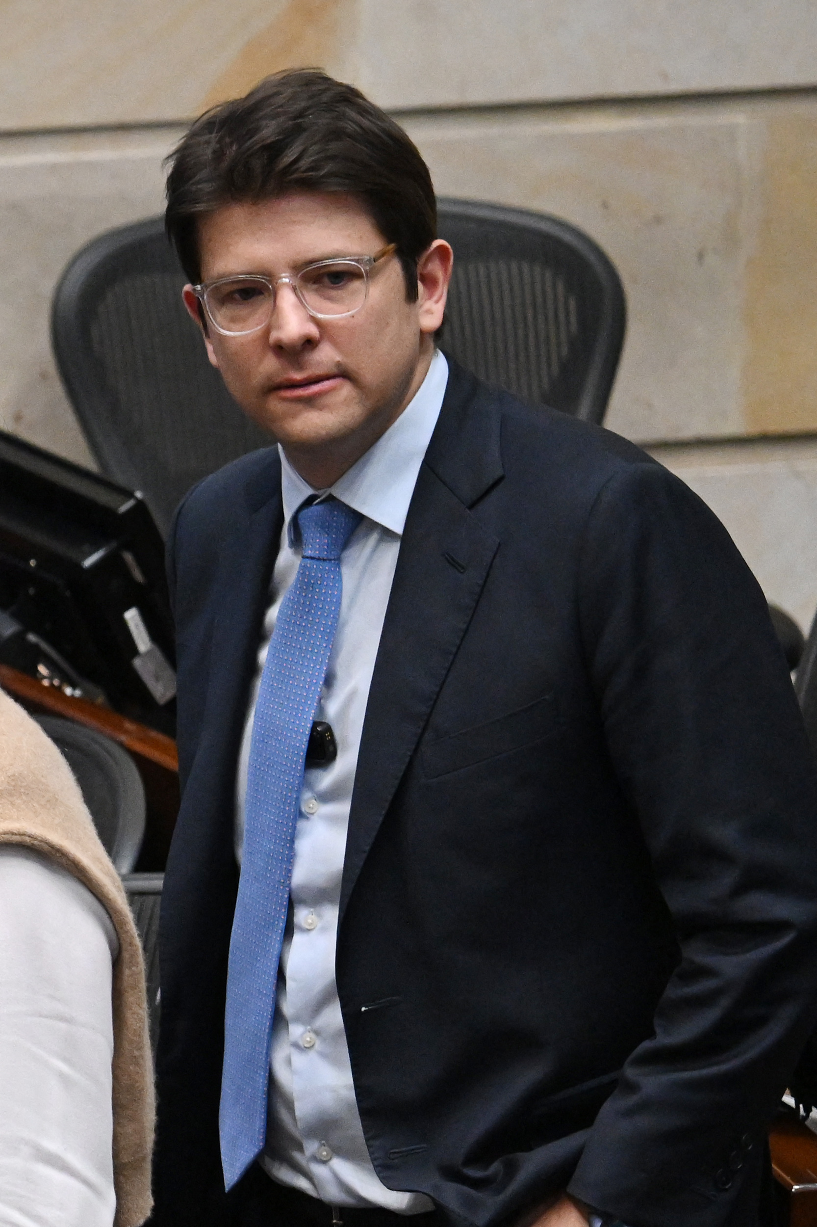 Senator Miguel Uribe in a suit.