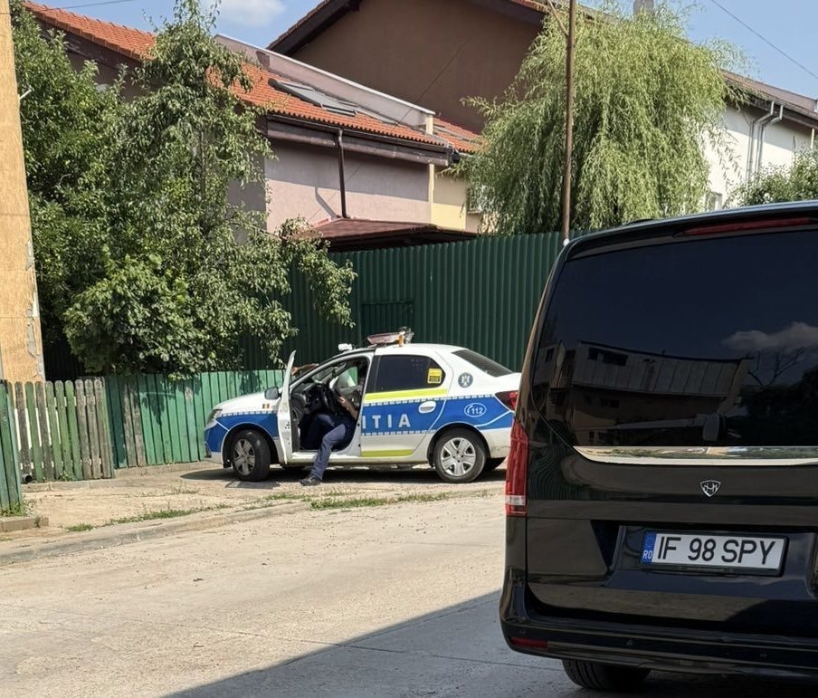 Police arrive at the Tate brother's Romanian compound after the attack on June 18, 2025.